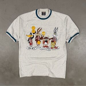 Vintage 1994 Warner Bros Looney Tunes Sportswear Retro Essential Tee T-Shirt
